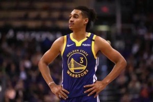 开云网站-正负值-19全场最低！科尔是否该减少普尔上场时间？