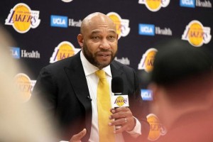 开云线上入口-湖人新帅亮相回答关键三问：詹眉韦全部安排明白