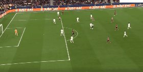 1727824507956030902.gif milan 51.gif